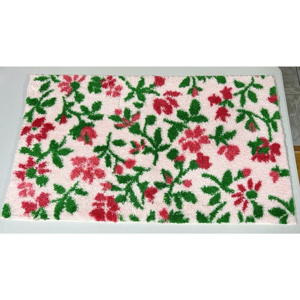 Martha Stewart Pink Floral Ultra Soft Fade-Resistant Bathroom Bath Rug Mat 🌸✨